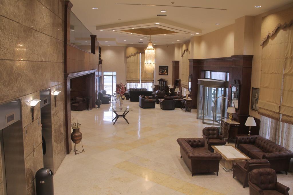 Le Vendome Hotel Amman Buitenkant foto