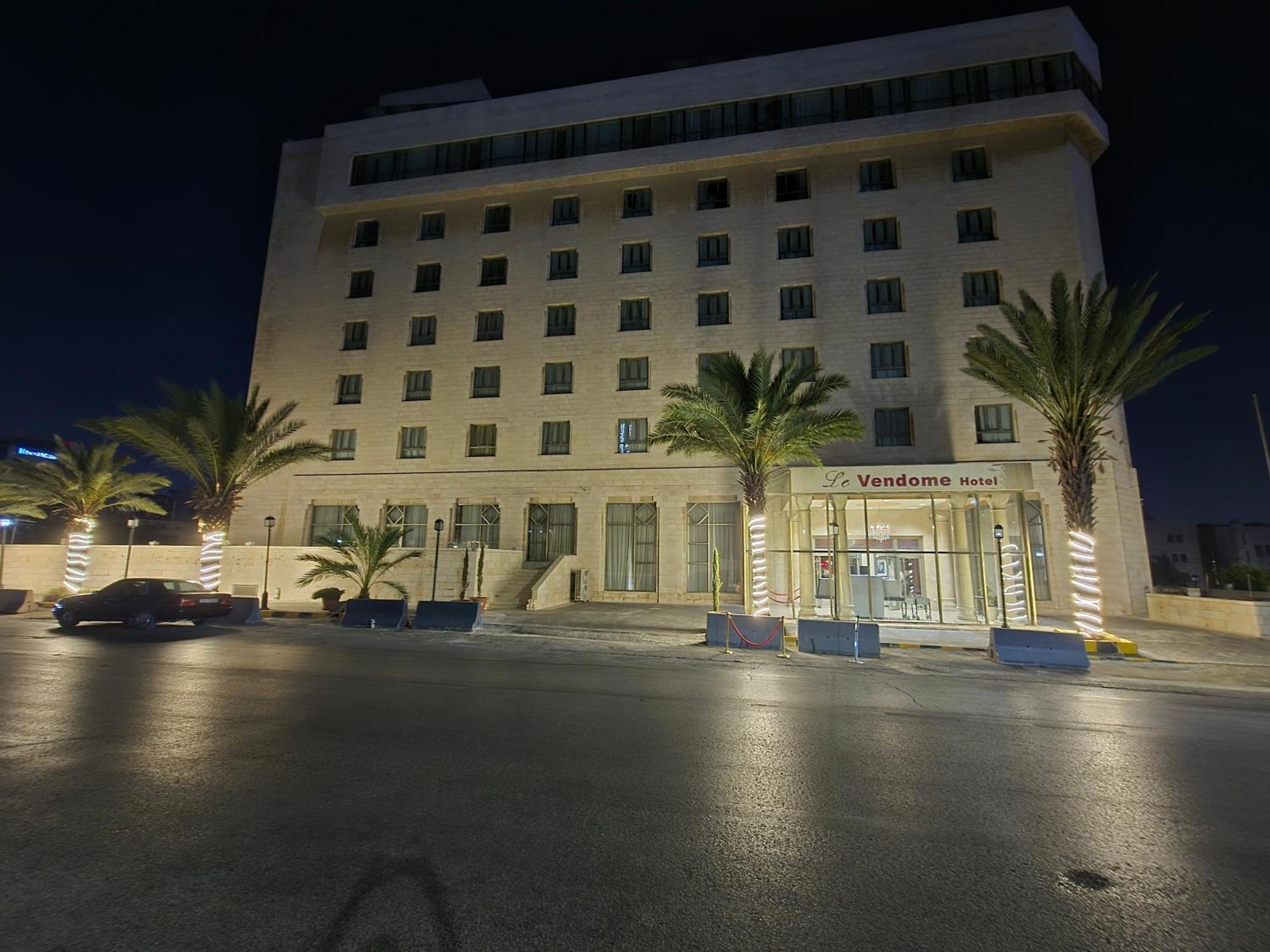 Le Vendome Hotel Amman Buitenkant foto