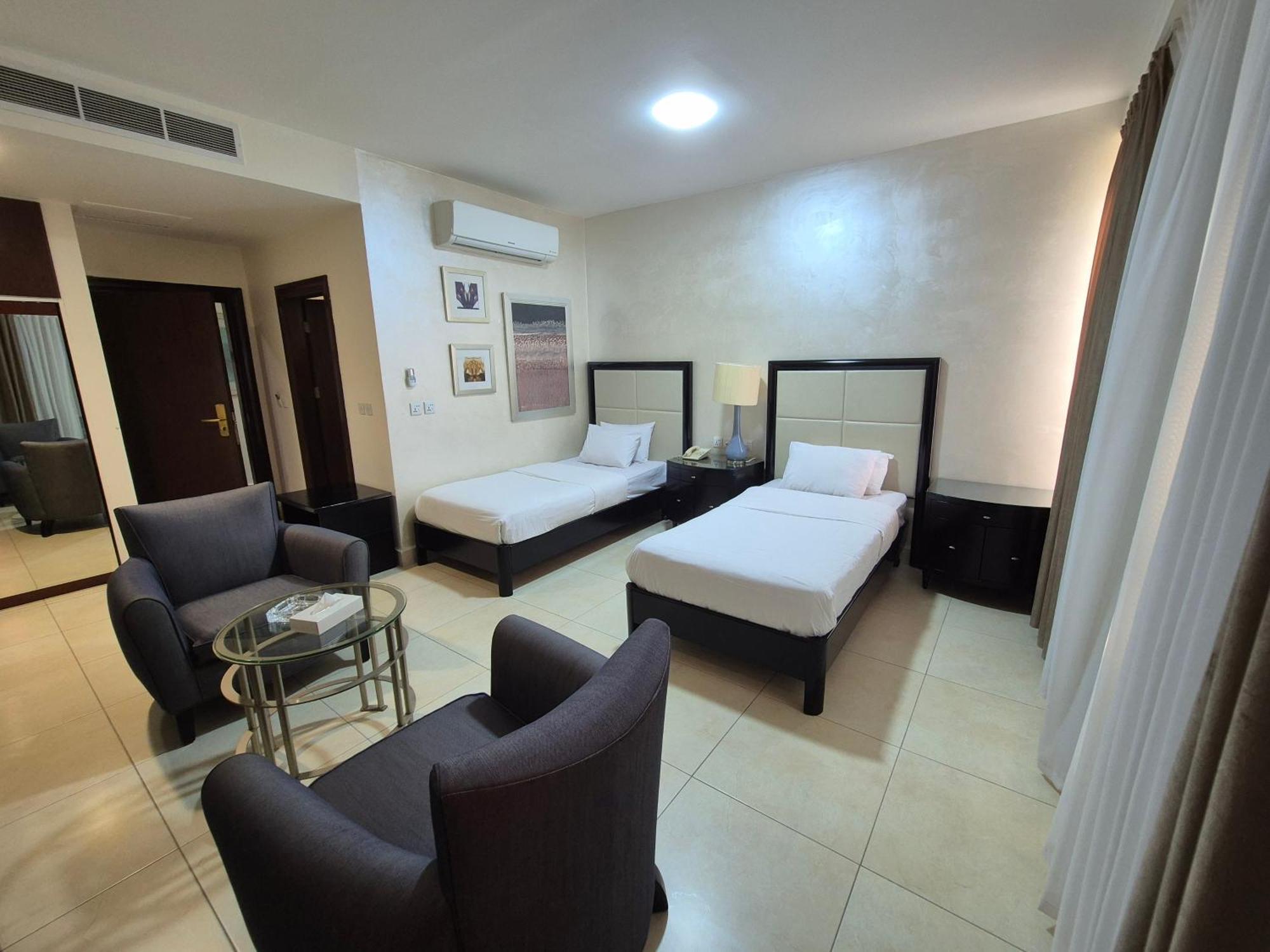 Le Vendome Hotel Amman Buitenkant foto