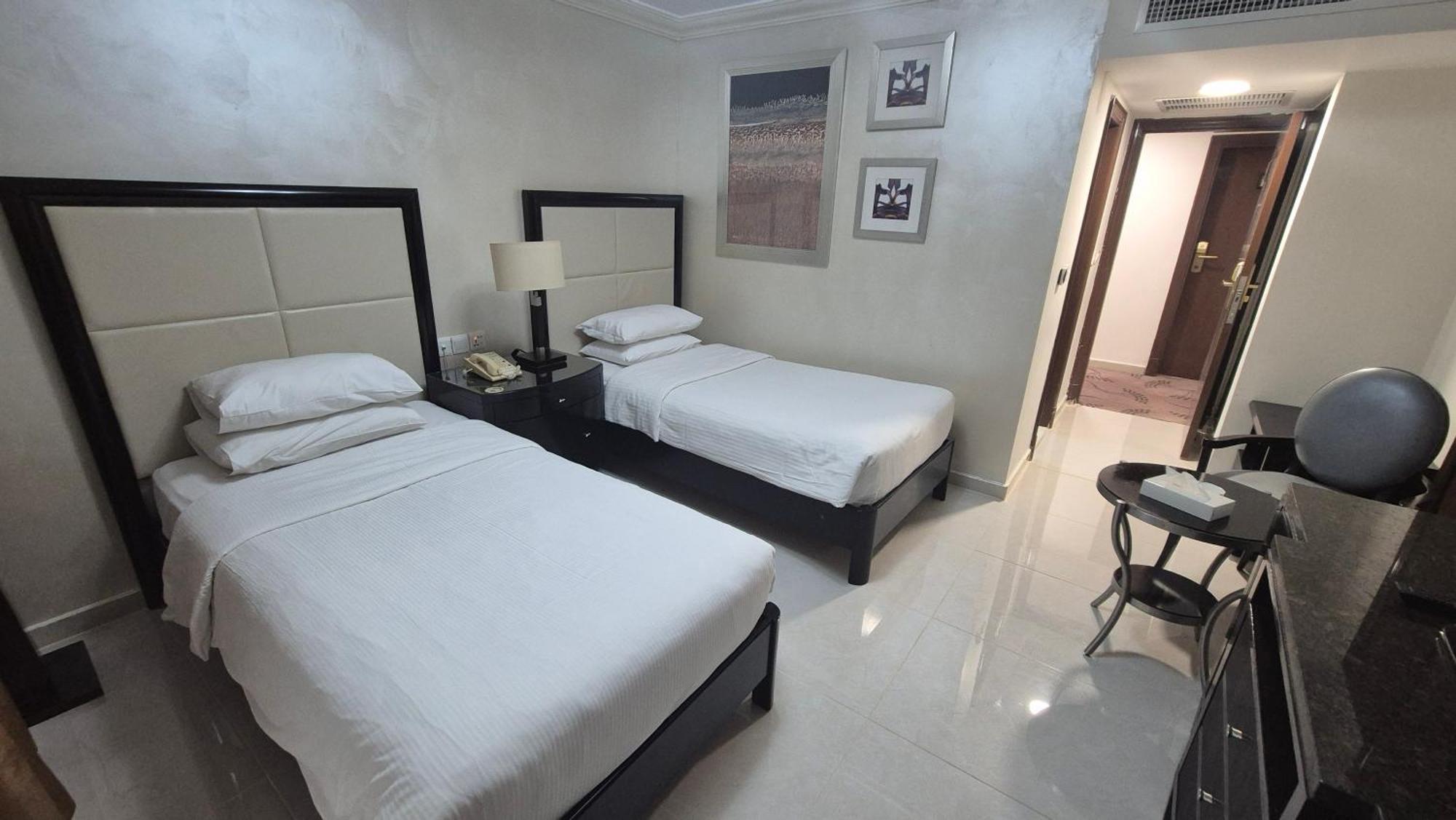 Le Vendome Hotel Amman Buitenkant foto